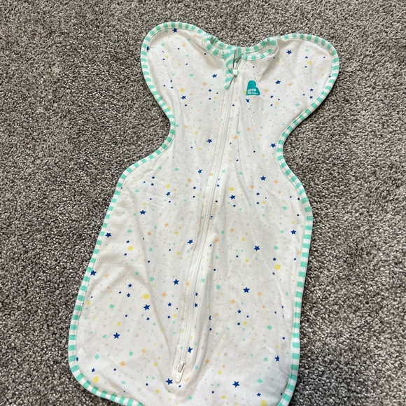 Love to Dream Swaddle Collection - Pink, Green, White - Picture 4 of 11